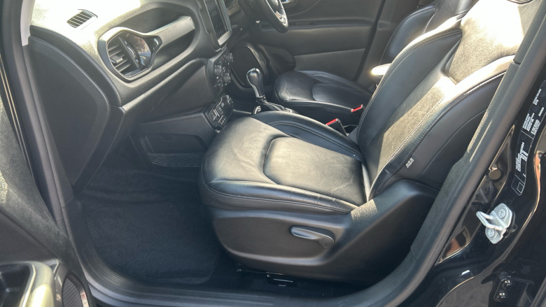 Jeep Renegade 1.3 Turbo 4xe PHEV 190 Limited 5dr Auto Hatchback